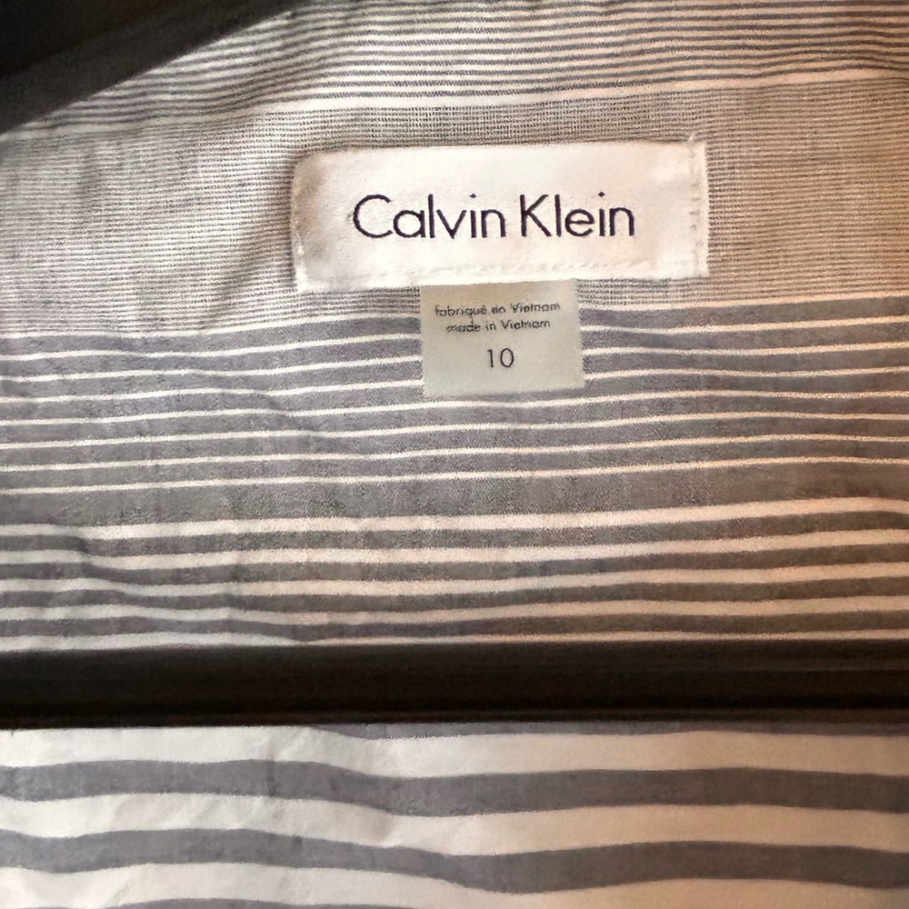Calvin Klein long wrap dress - Picture 3 of 10